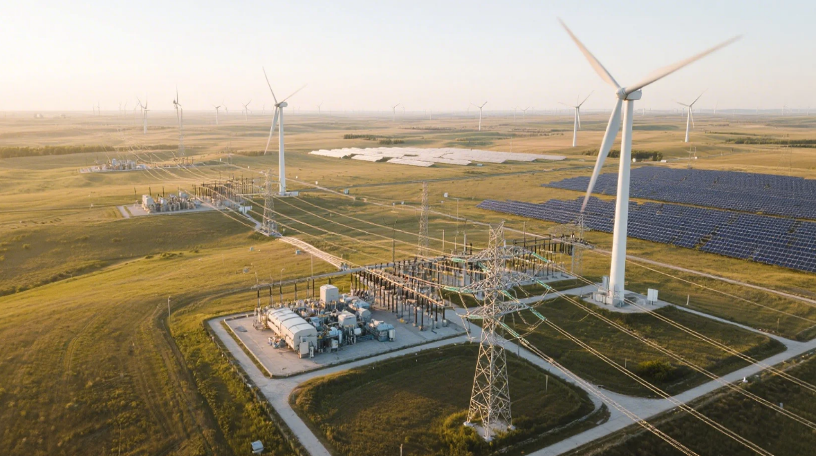 Las tendencias que dan forma al mercado solar a escala de servicios públicos en 2025